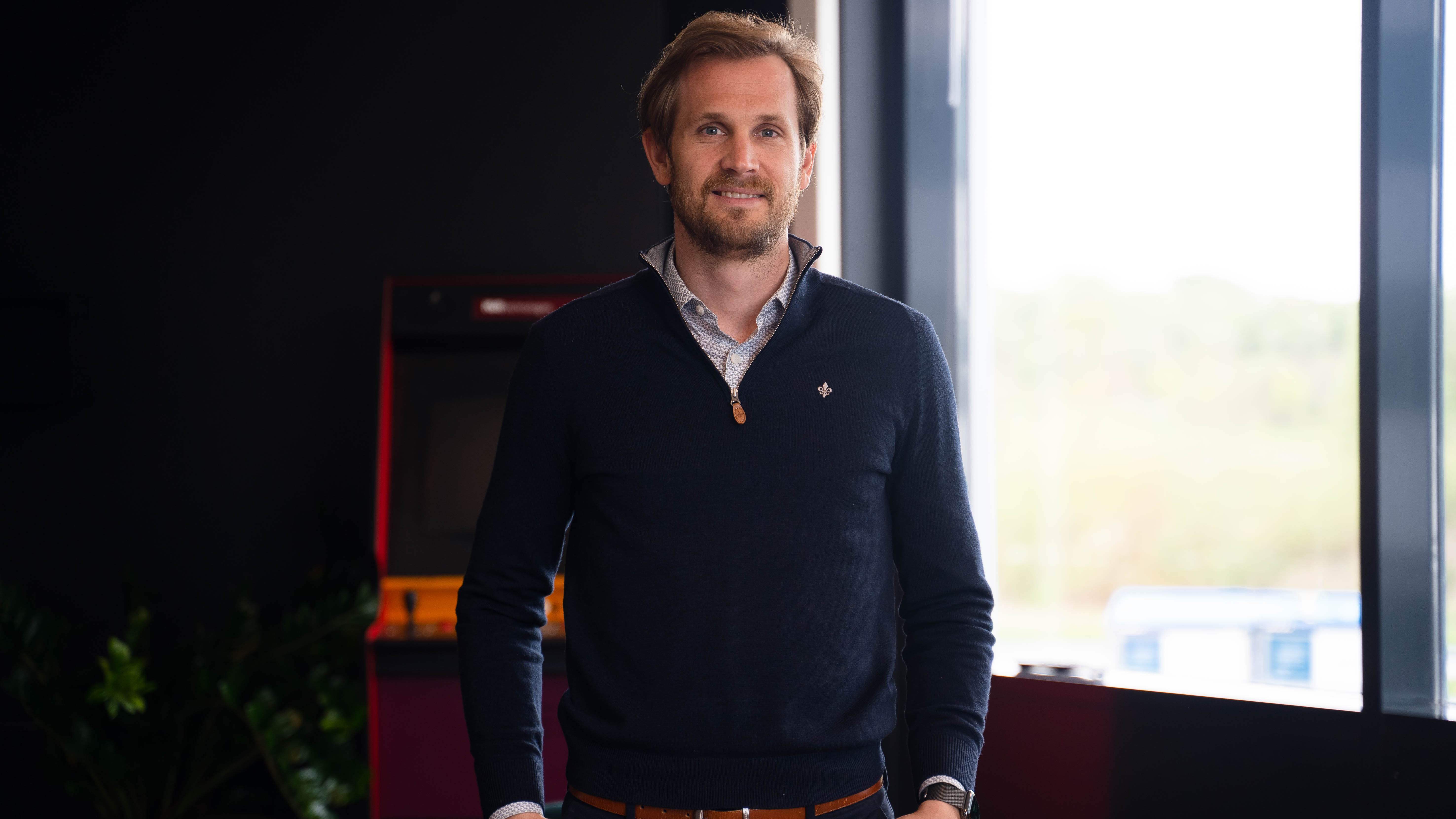 KVS%20Headshot%2016x9%20(1)