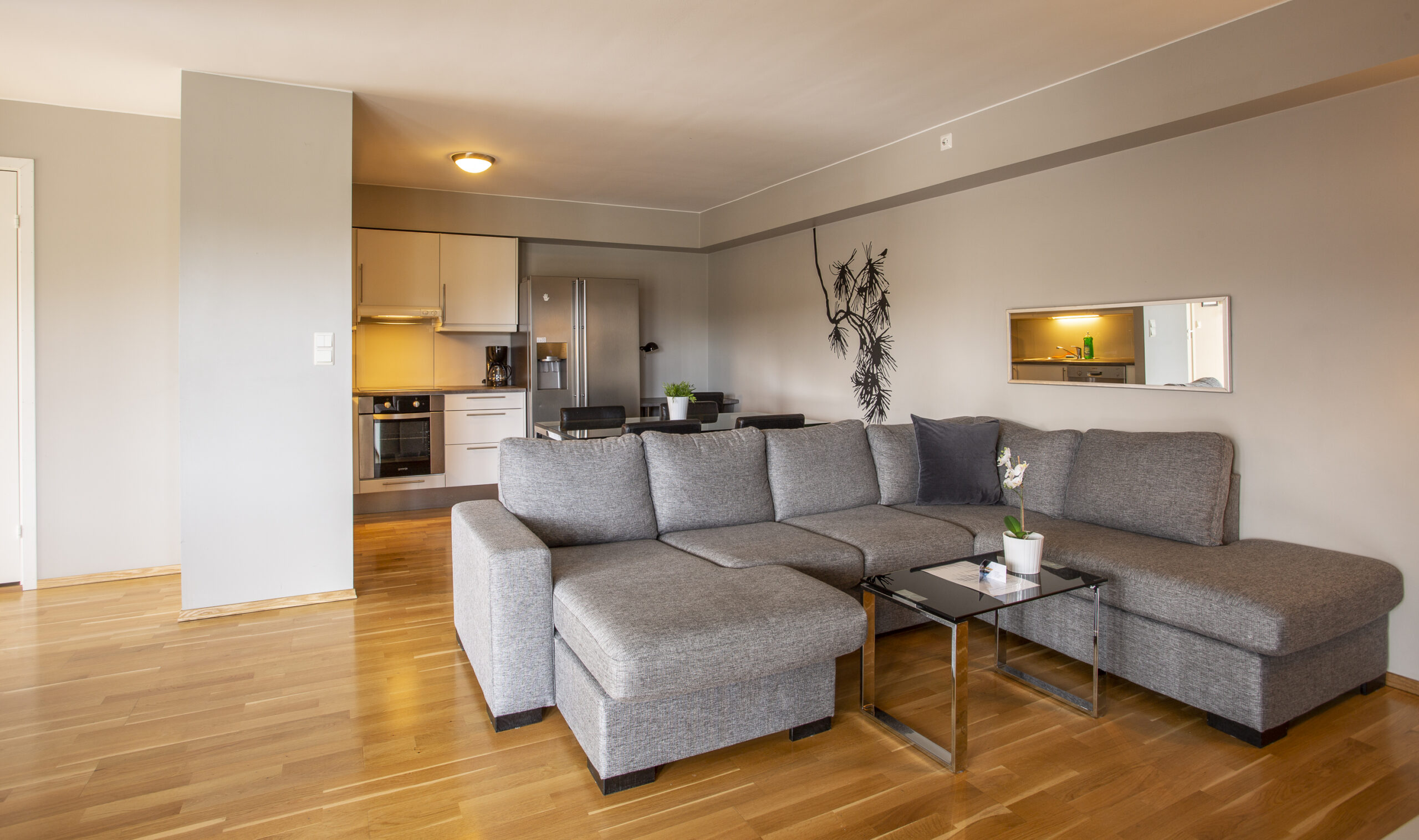 Midtbergv-1-leil-305-009-scaled%20(1)