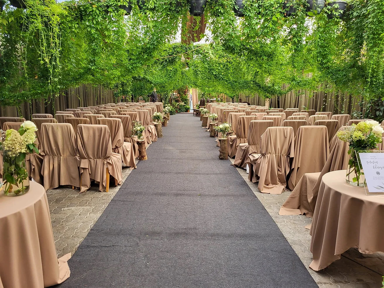 FotoDrivhusetpa%CC%8AB%C3%A6rheim2