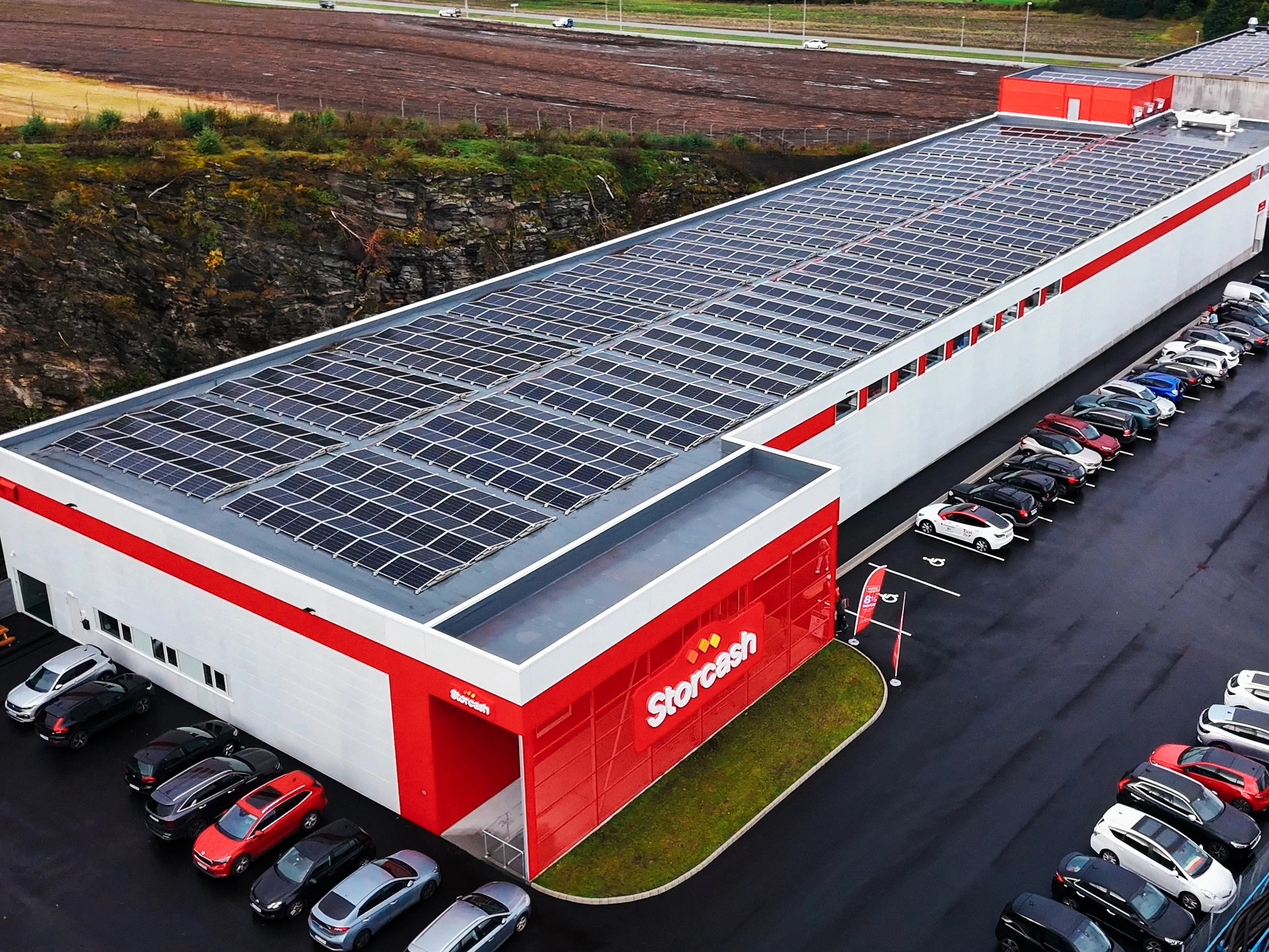 Drone%20bildet%20tak